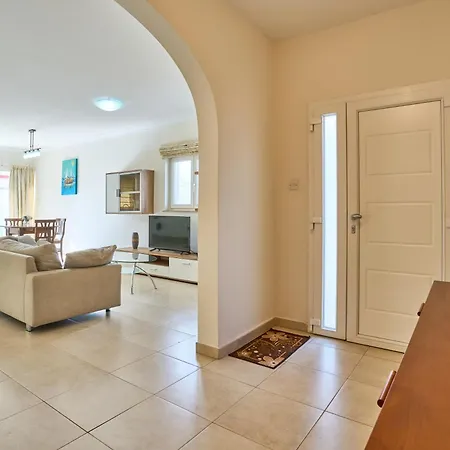 شقة St Julians Bright And Spacious *