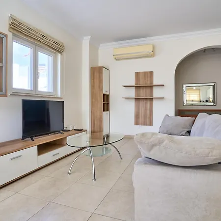 St Julians Bright And Spacious سانت جوليان