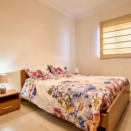 St Julians Bright And Spacious *
