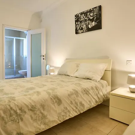 Διαμέρισμα St Julians Bright And Spacious Saint Julian's